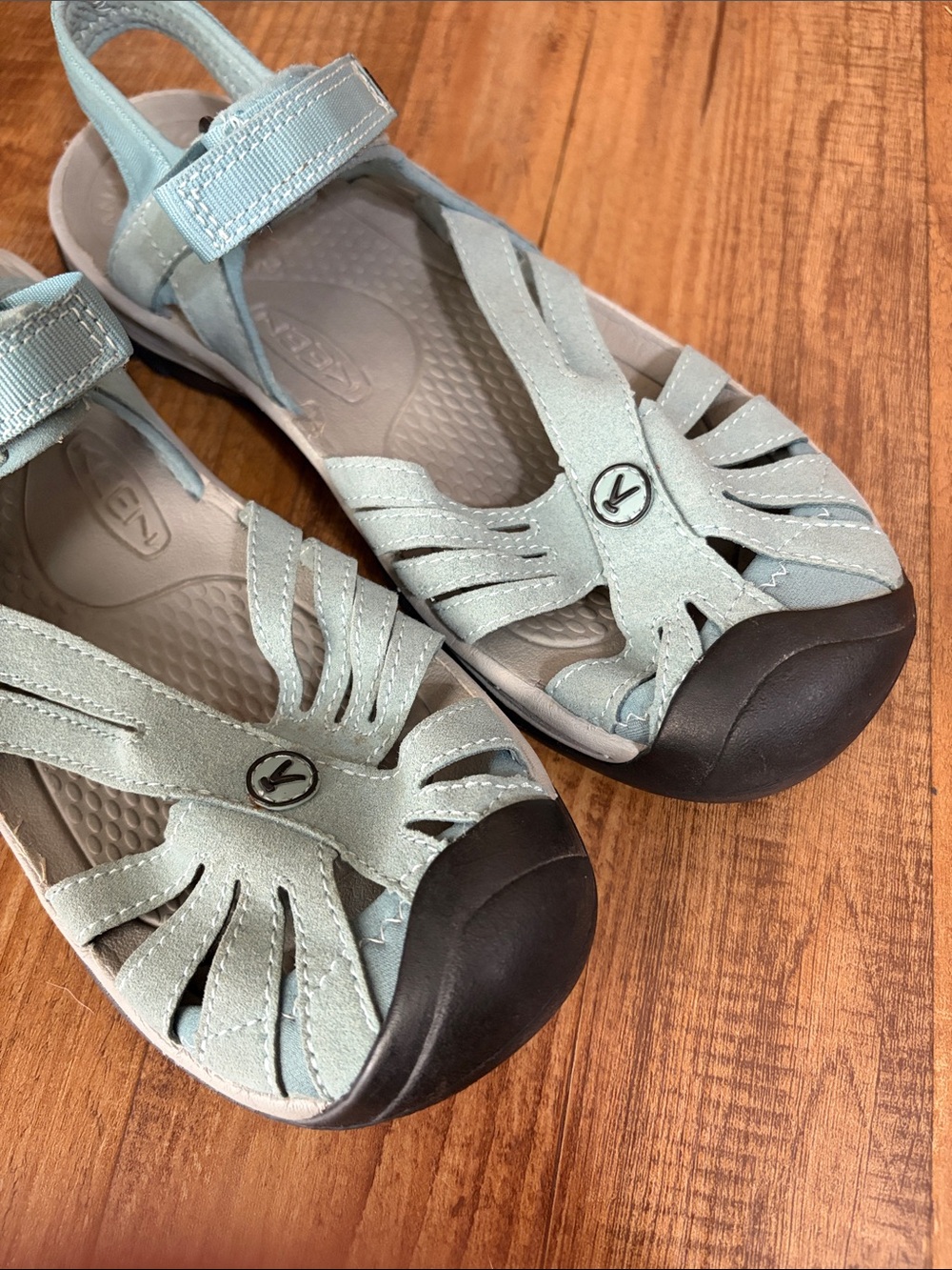 Women’s keen Rose closed toe hiking sandals in light mint green color size 9.5 - Picture 4 of 9